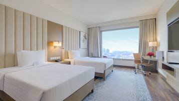 Premium bedding, minibar, in-room safe, desk