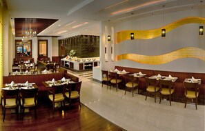Daily buffet breakfast for a fee