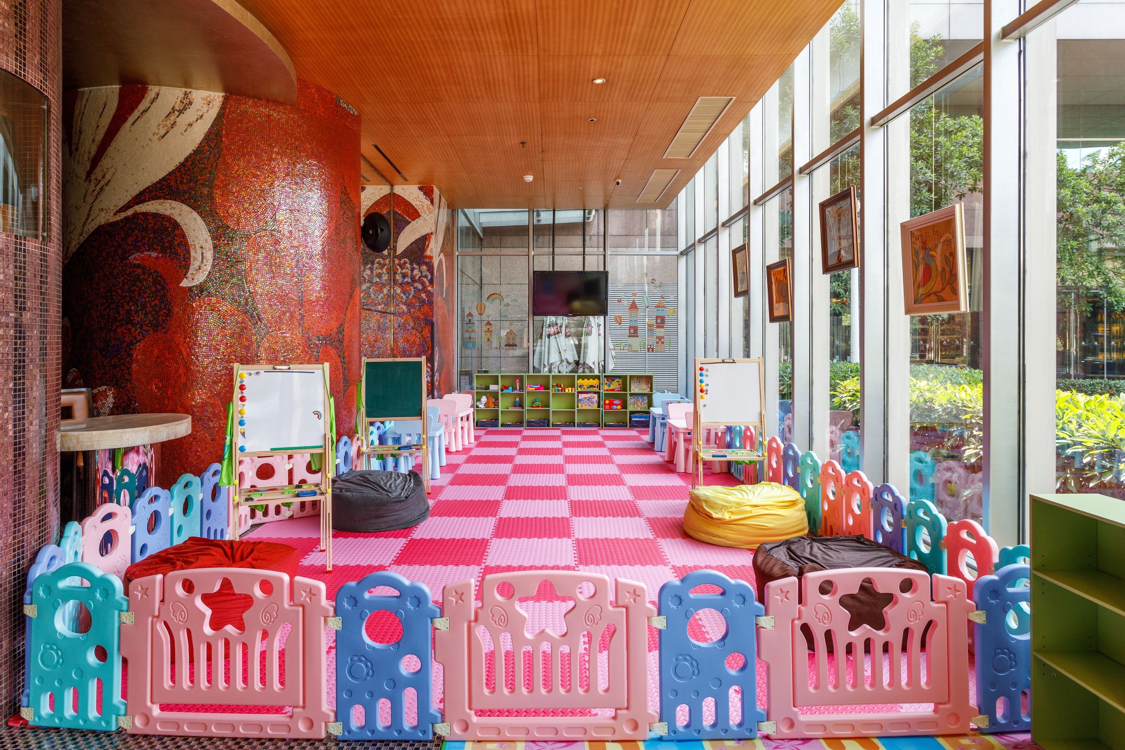 children’s play area – indoor