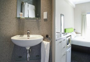 Doccia, articoli per l'igiene personale ecosostenibili, asciugacapelli