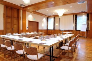 สถานที่จัดงานประชุม