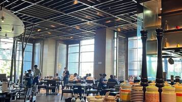 Daily continental breakfast (INR 550 per person)