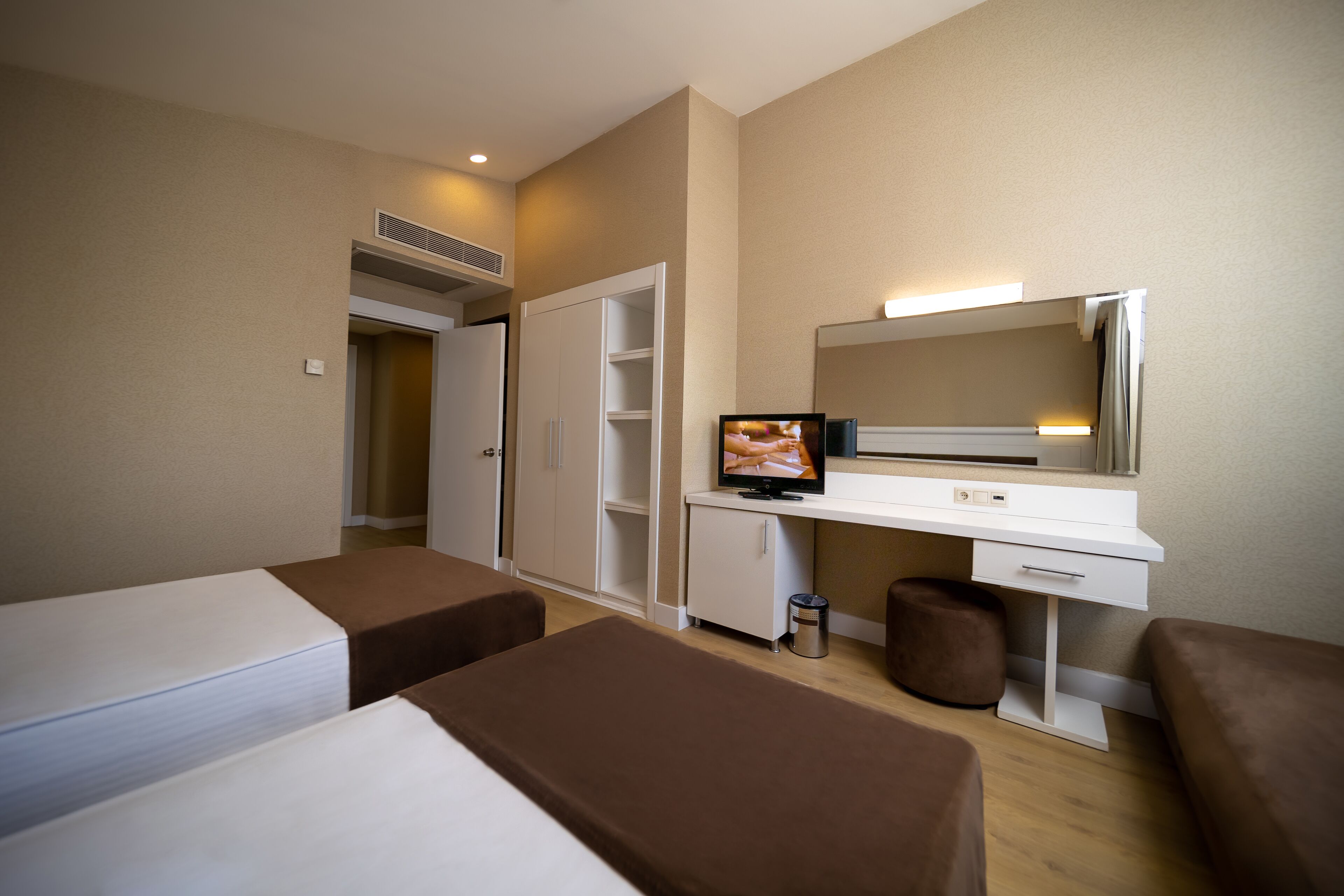 Photo - Sueno Hotels Beach Side