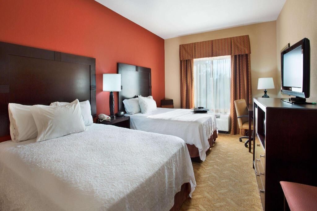 In-room safe, desk, iron/ironing board, free cribs/infant beds