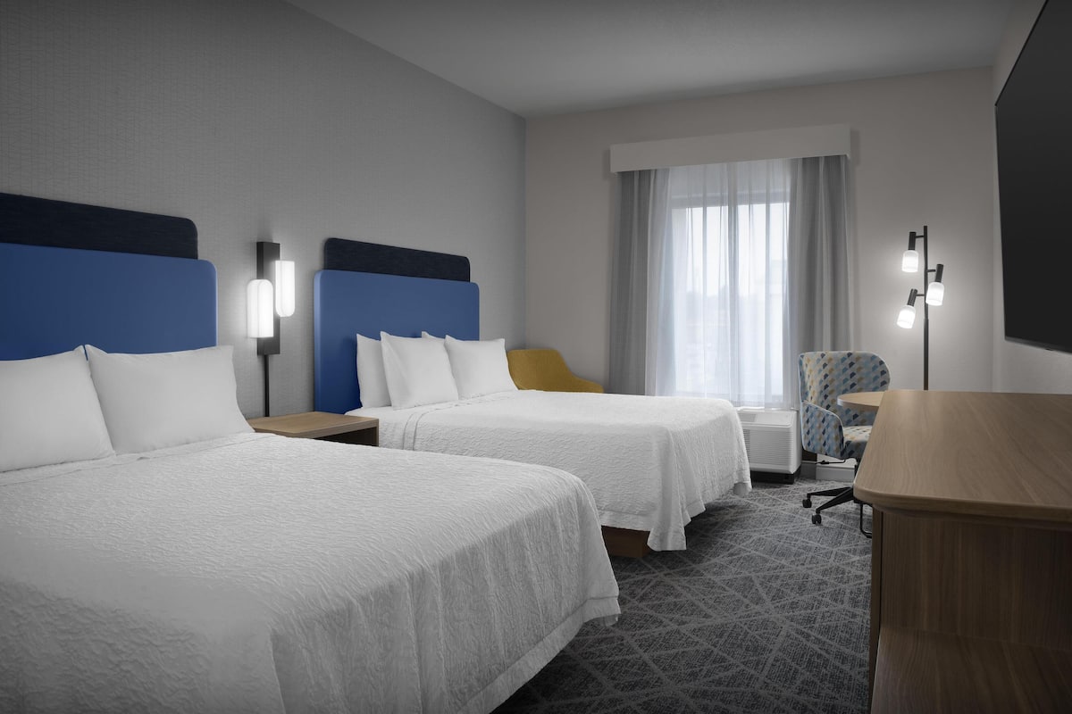 In-room safe, desk, iron/ironing board, free cribs/infant beds