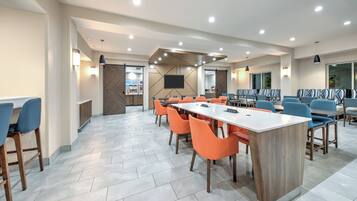 Frokostbuffé er inkludert hver dag