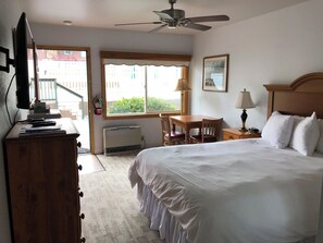 Free WiFi, bed sheets - Bay Meadows Resort (Big Bear Lake)
