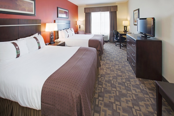 In-room safe, desk, laptop workspace, soundproofing