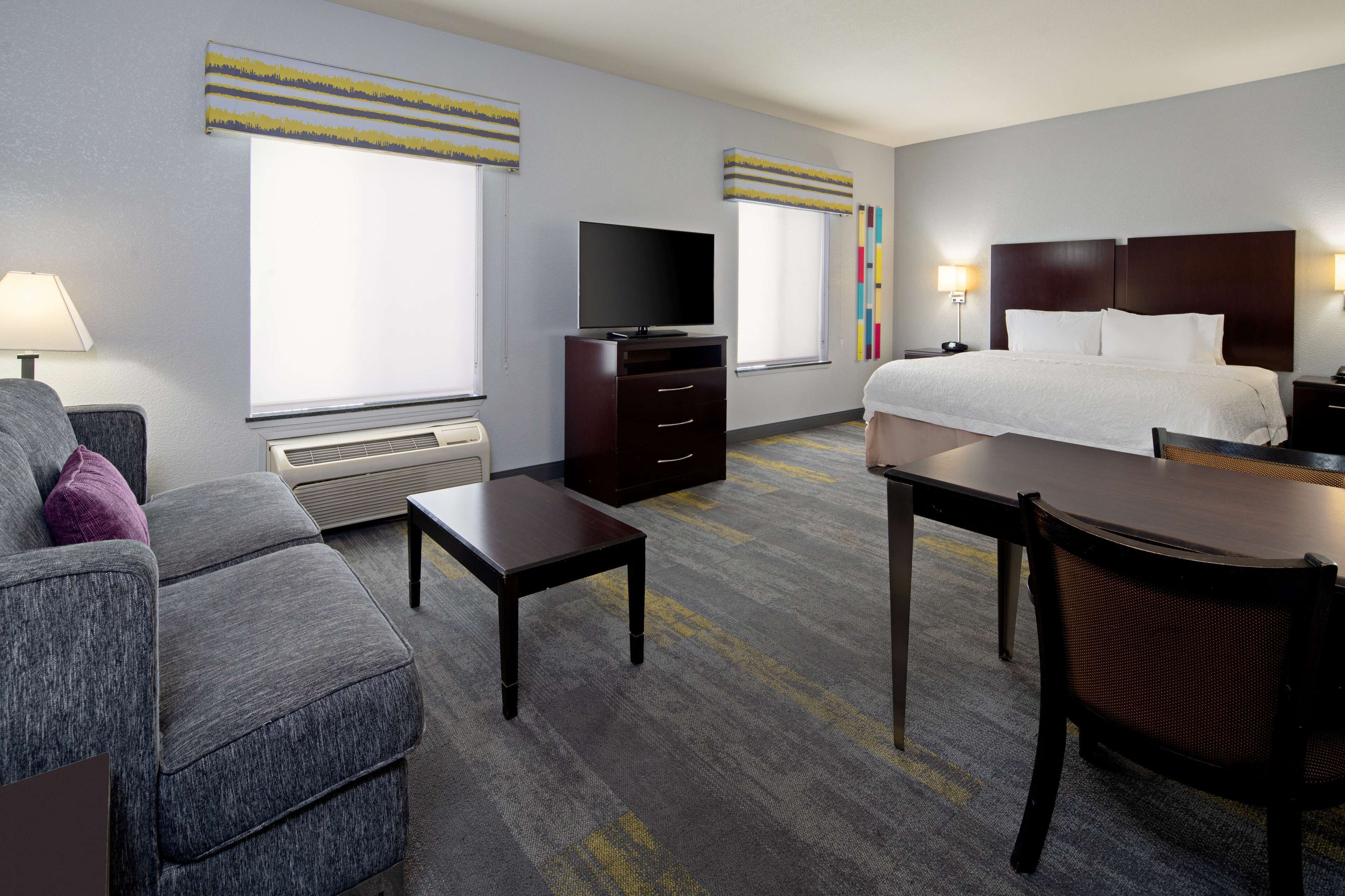 studio suite, 1 king bed, non smoking | premium bedding, in-room safe, blackout curtains, soundproofing