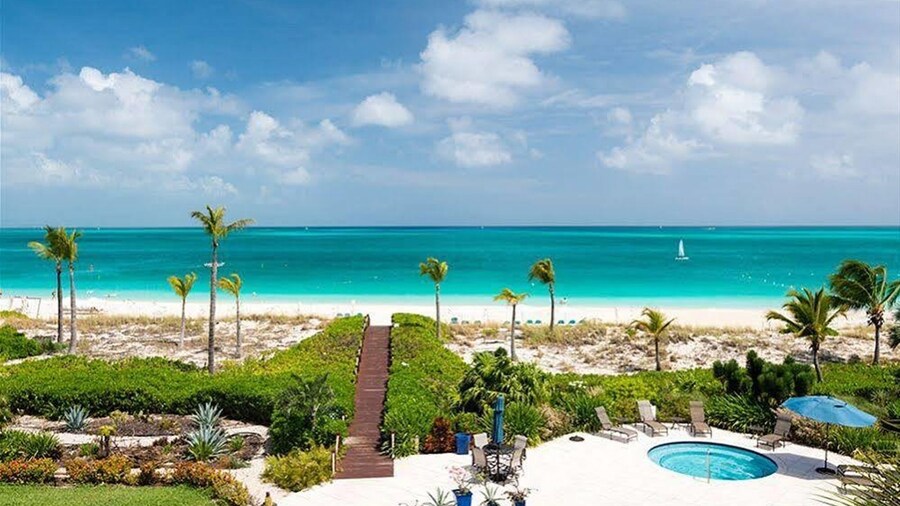 Grandview on Grace Bay