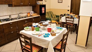 In-room dining - Le Pleiadi (Pompei)
