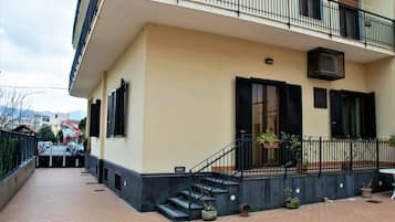 Facciata della struttura