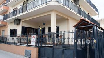 Facciata della struttura