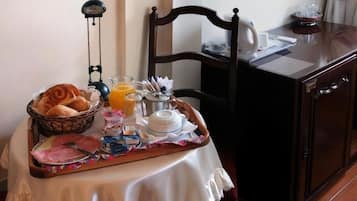 Room service – dining