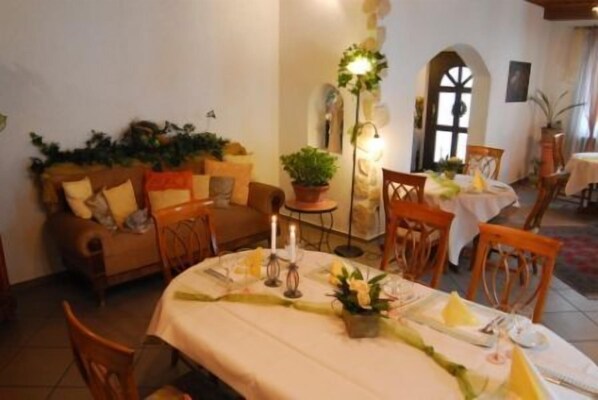 2 restaurants, Regional cuisine - Hotel Restaurant Linde (Otterstadt)