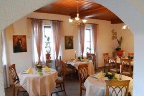 Dining - Hotel Restaurant Linde (Otterstadt)