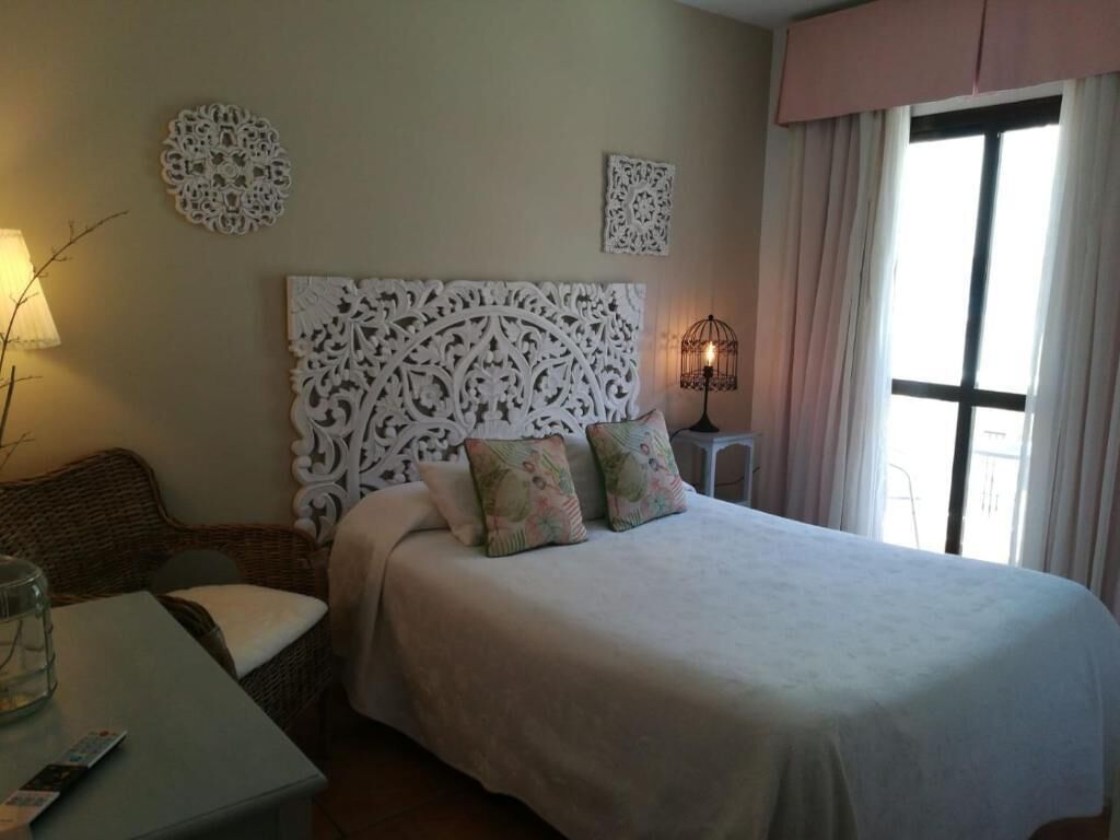 In-room safe, desk, soundproofing, free WiFi
