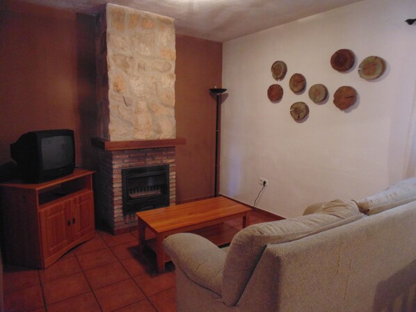 Living area - Complejo Rural Arco Iris (Jabaga)