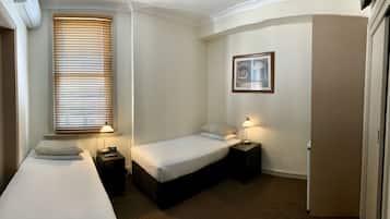 Twin Room, 2 Single Beds, Ensuite
