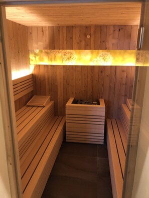 Massage/treatment rooms