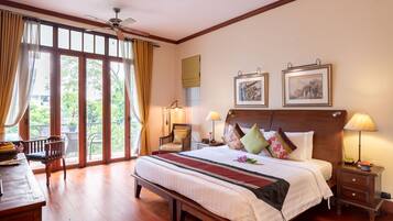 Deluxe Room | Premium bedding, minibar, in-room safe, individually decorated