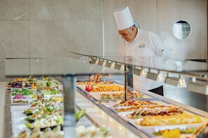 Café da manhã, almoço e jantar