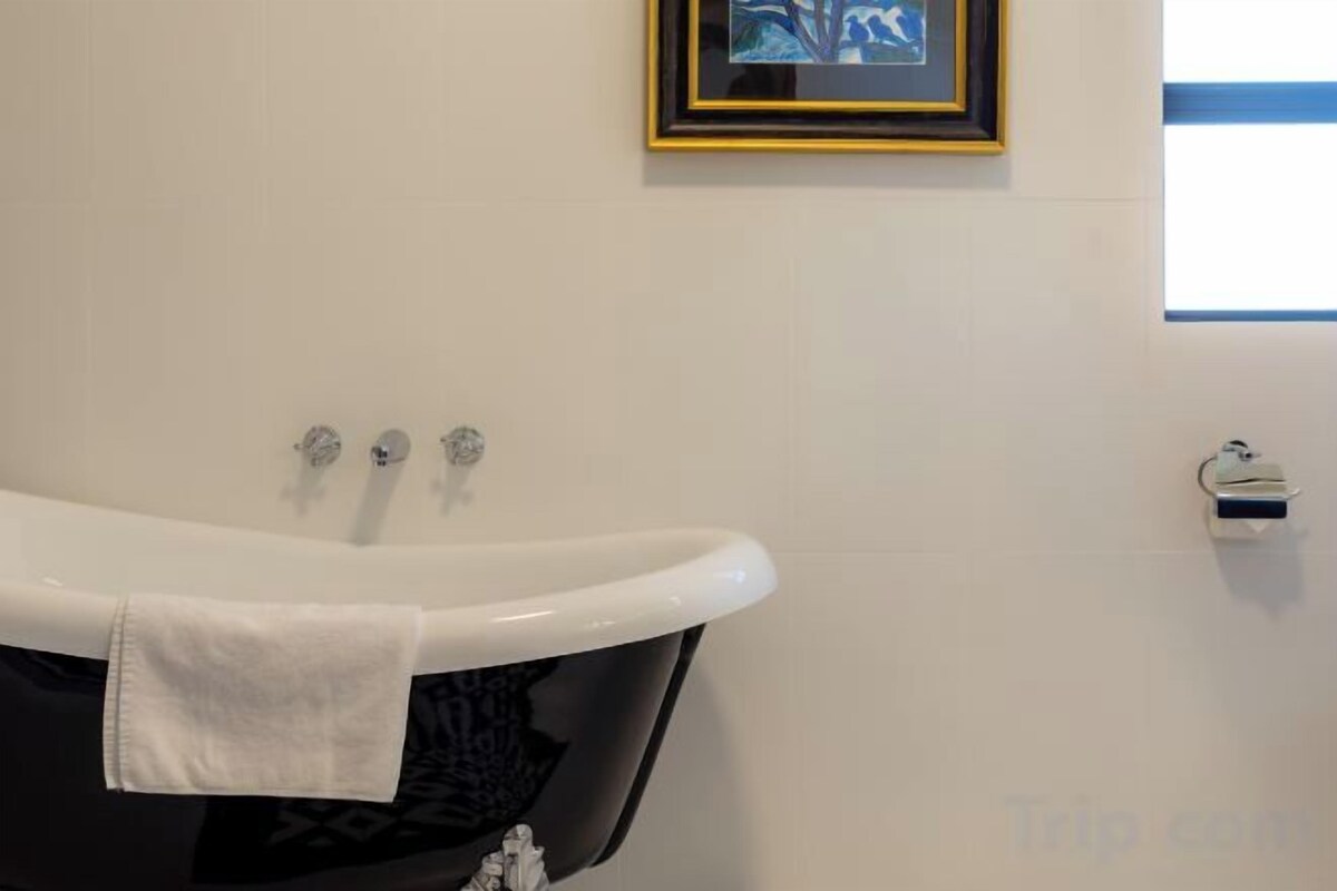 Bagno | Asciugacapelli, asciugamani, sapone, shampoo