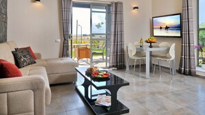 Family Suite | Living area | LCD TV - Etnachta at Afik (Afik)