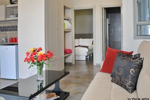 Perhesviitti | Oleskelualue | LCD-televisio