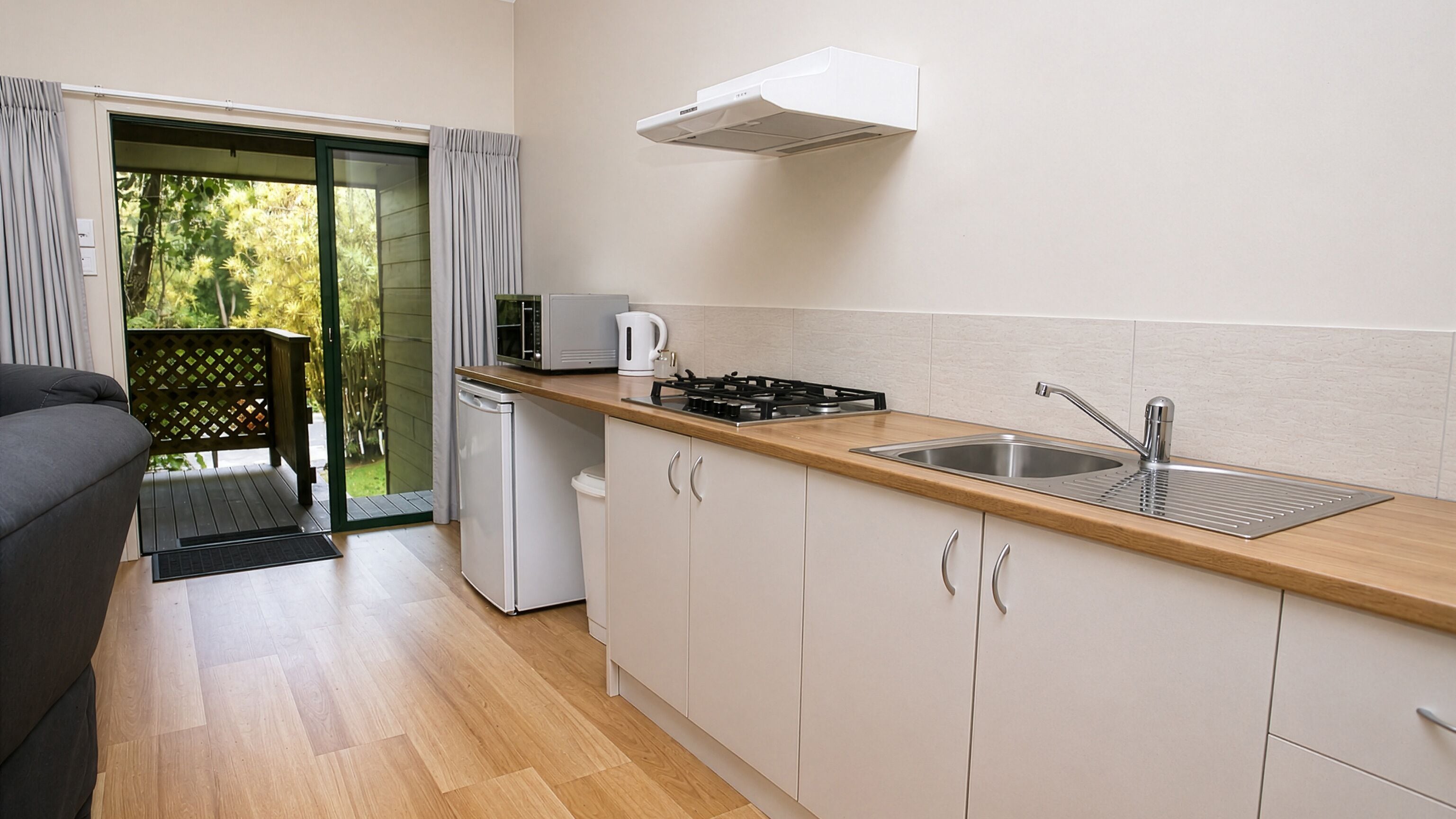 Fridge, microwave, stovetop, electric kettle