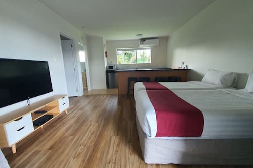 Family Room, 1 Bedroom | Iron/ironing board, free WiFi, bed sheets