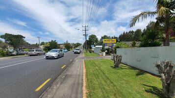 Façade de l’hébergement - soirée/nuit