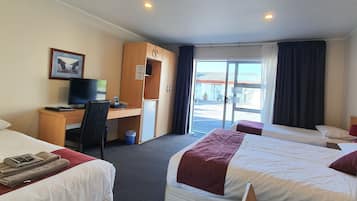 Triple Studio | 1 bedroom, desk, iron/ironing board, free WiFi