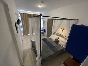 Superior appartement | Luxe beddengoed, een minibar, een kluis op de kamer