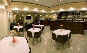 Dining - Archontiki City Hotel (Chania)