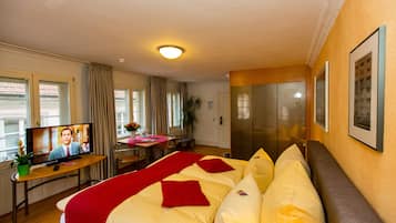 Hypo-allergenic bedding, down comforters, minibar, desk