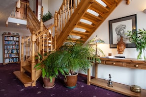 Staircase - Dunhallin House (Inverness)