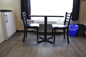 Suite, 2 Queen Beds, Non Smoking, Kitchenette (Two Room, 2 Queen Bed) | In-room dining