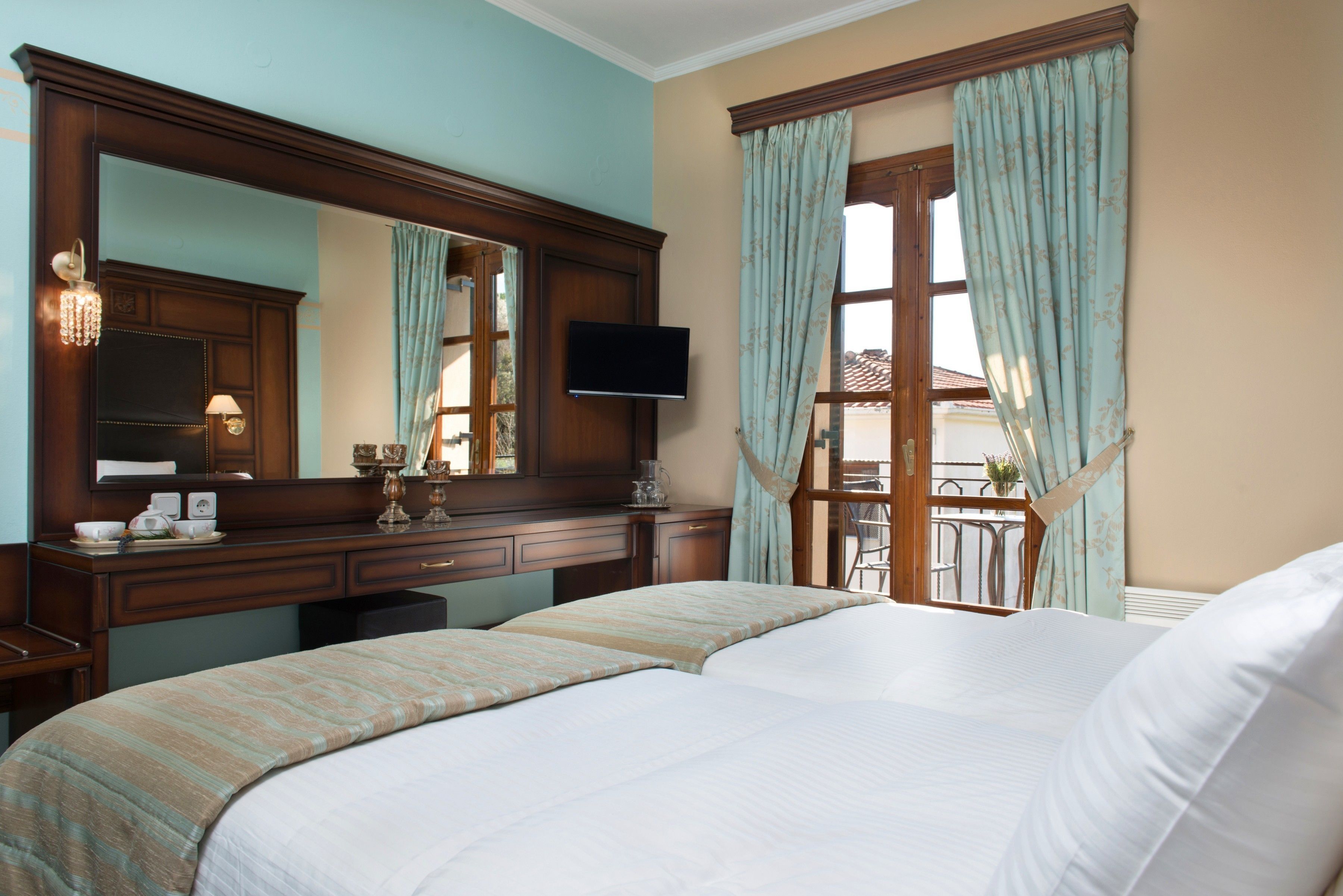 superior double or twin room | in-room safe, soundproofing, free wifi