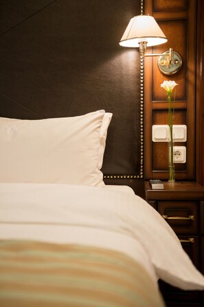Family Room | In-room safe, soundproofing, free WiFi - Hotel Kastraki (Kalabaka)