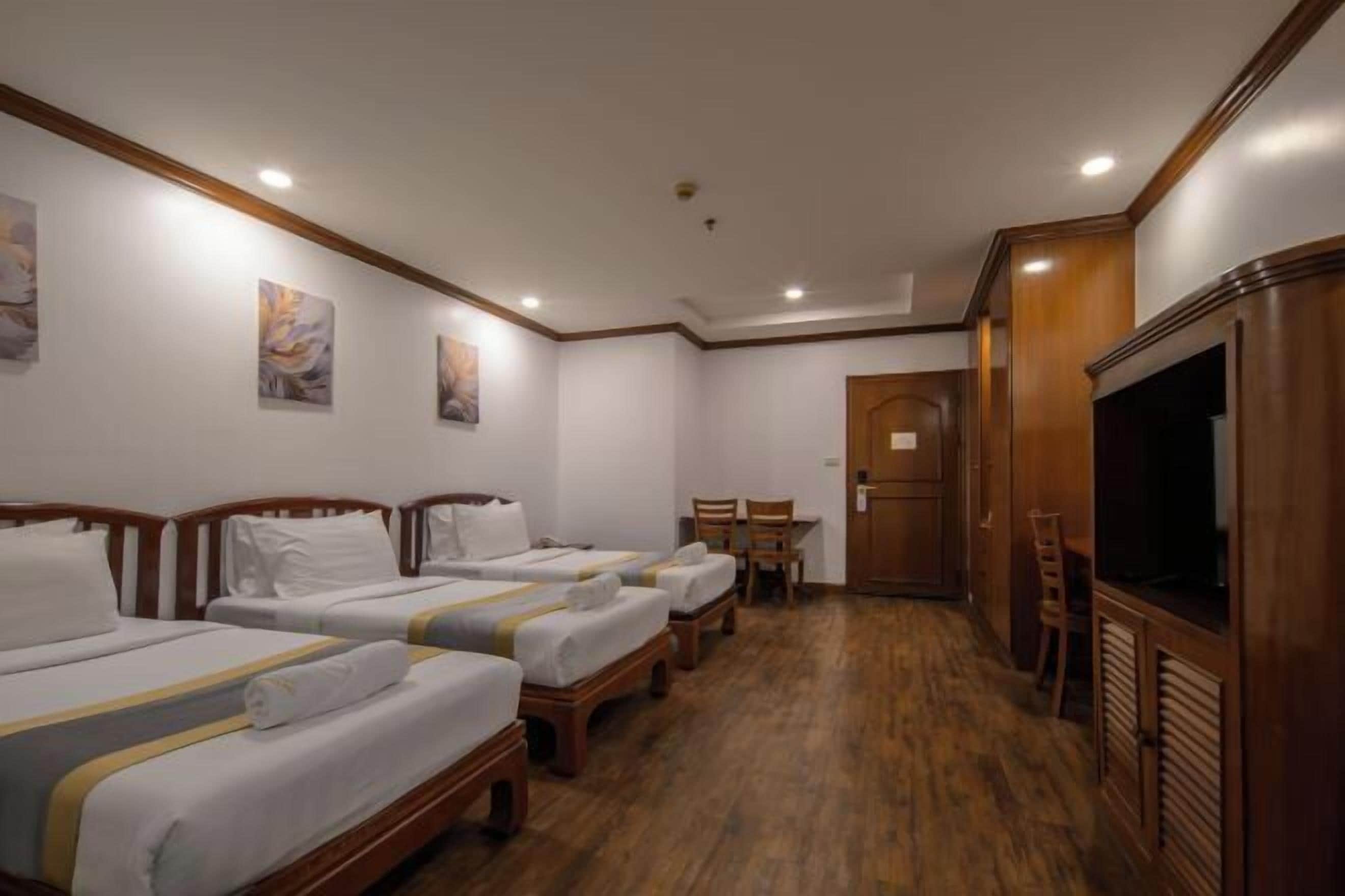 免費迷你吧物品、客房內保險箱、書桌、筆電工作空間