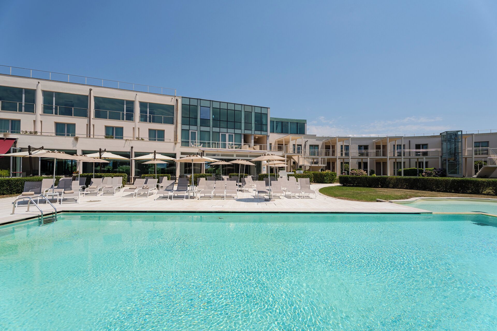 Piscina stagionale all'aperto