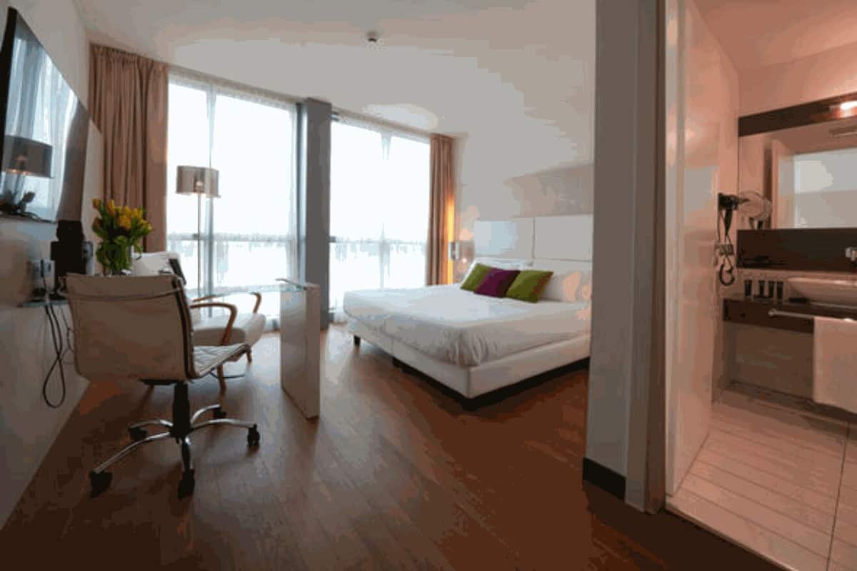 Superior Double Room | Minibar, in-room safe, desk, soundproofing