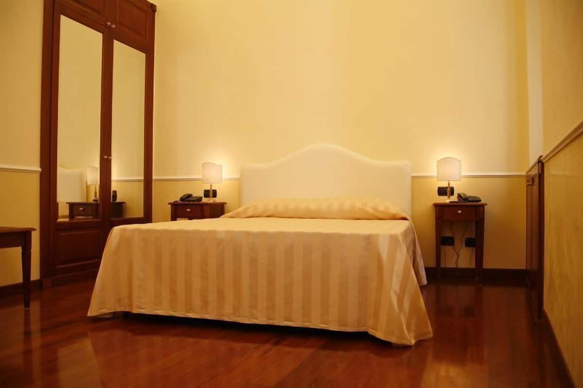 Kamar Double | Kedap suara dan Wi-Fi gratis