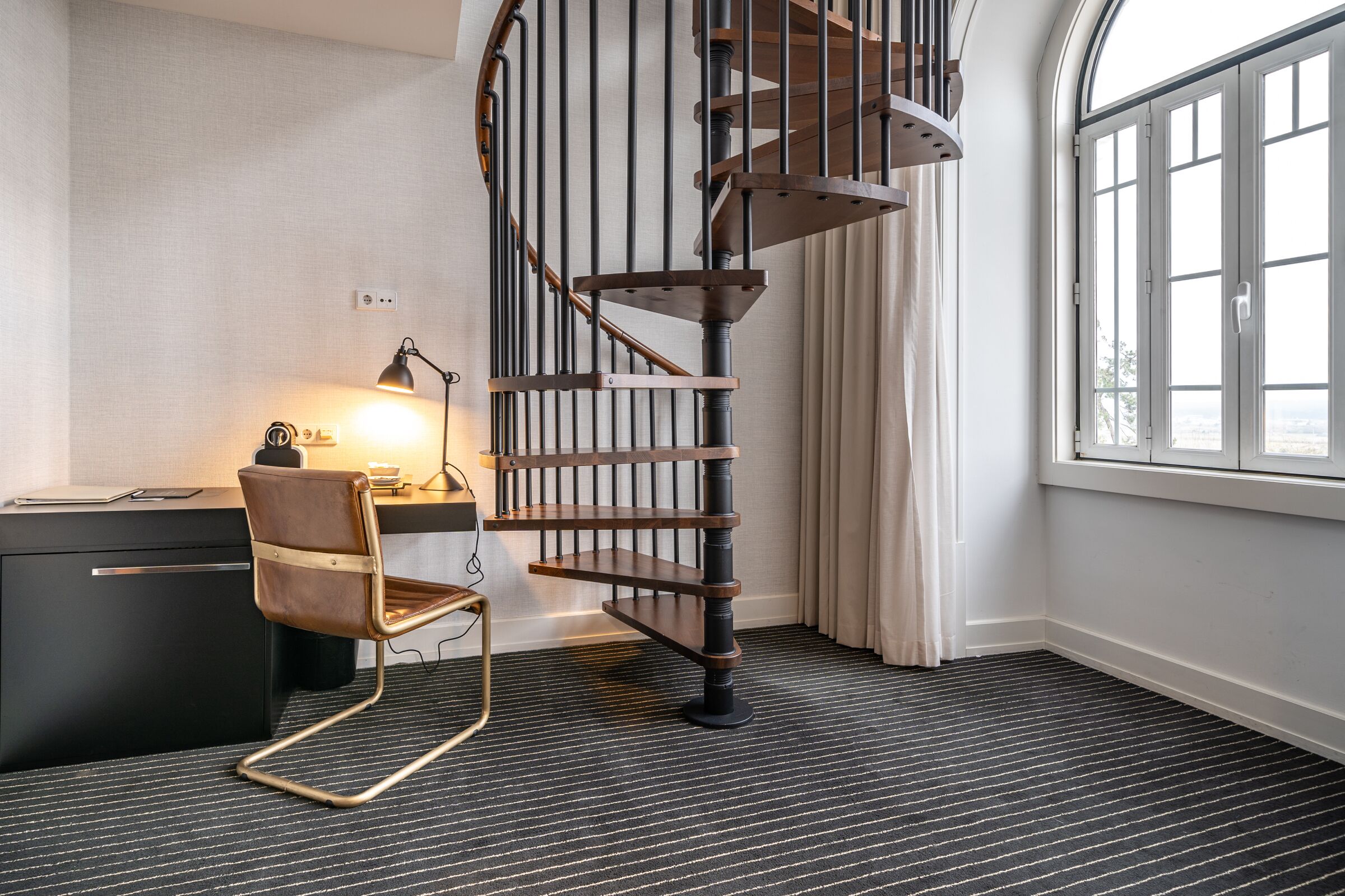 duplex | 1 bedroom, minibar, in-room safe, desk