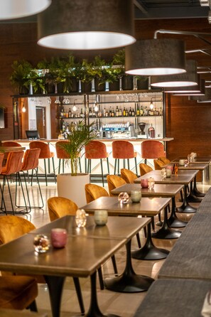 Bar (in der Unterkunft)