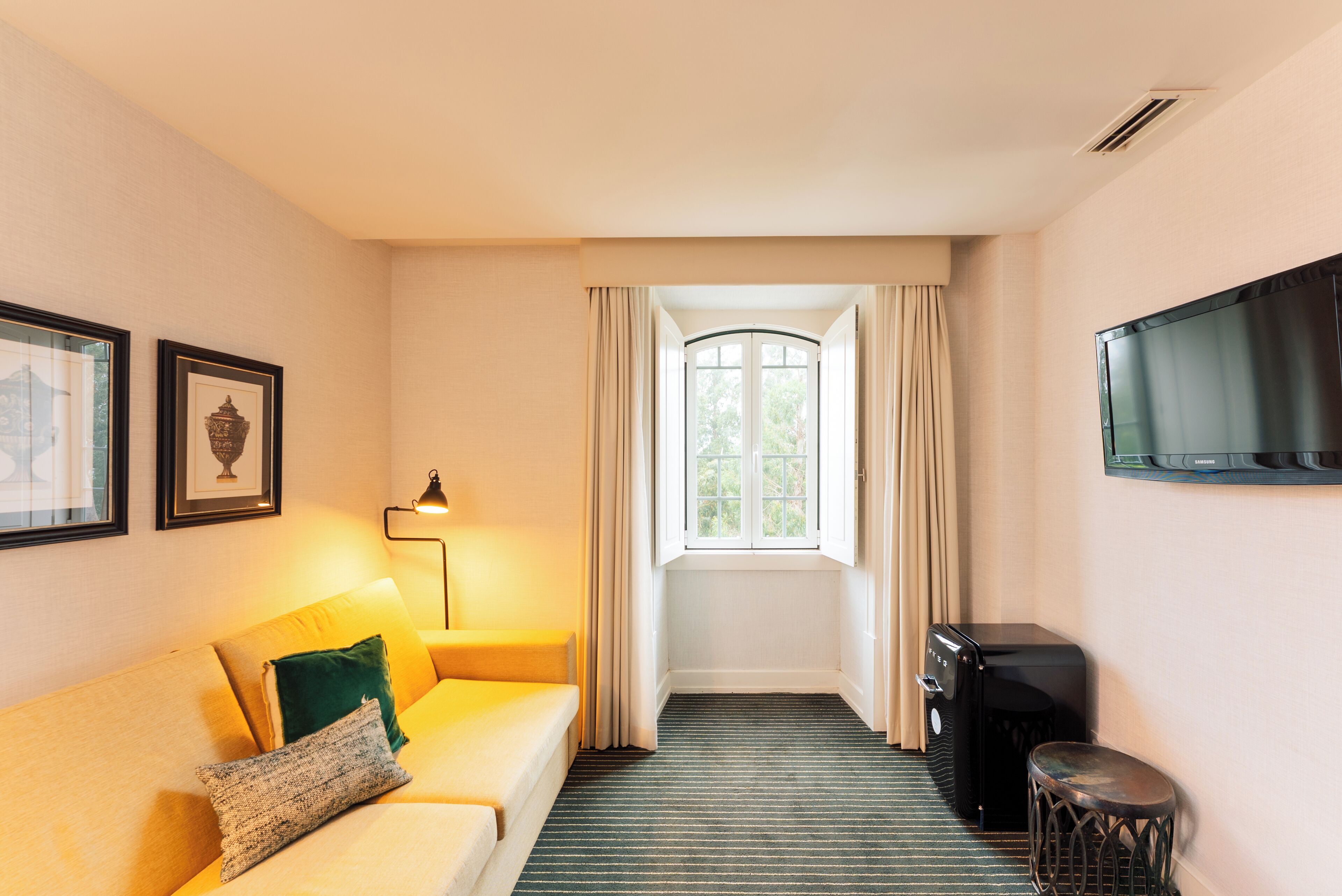 1 bedroom, minibar, in-room safe, desk