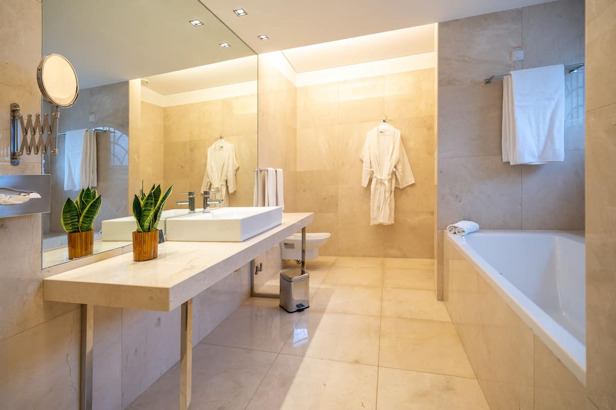 duplex | bathroom | free toiletries, bidet, towels