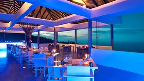 Bar (on property) - Infinity Residences & Resorts Koh Samui (Koh Samui)
