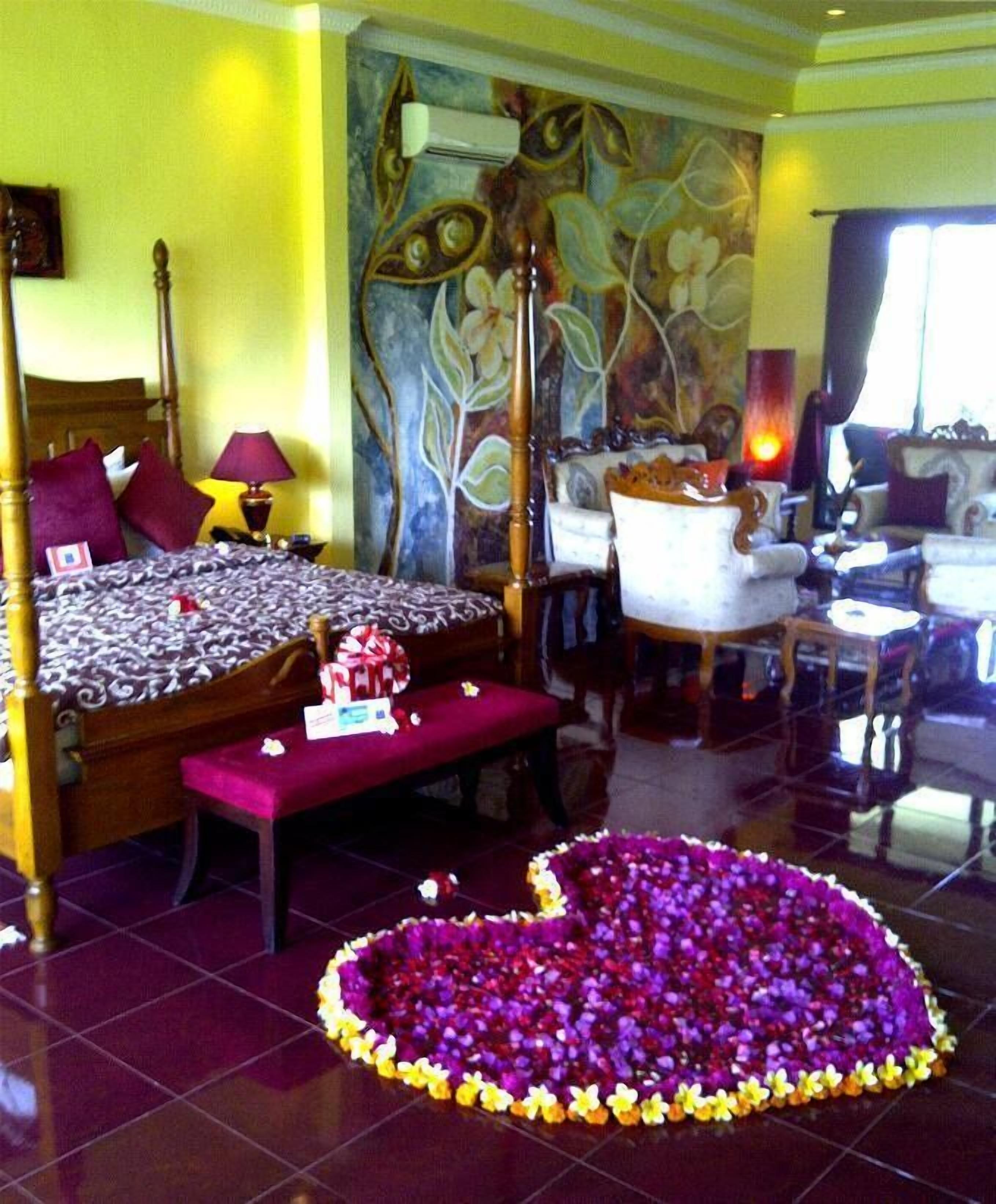 presidential suite | 1 bedroom, premium bedding, down duvets, pillow-top beds